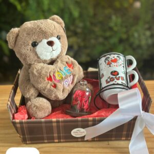 Box com Urso, Rosa Preservada e Canecas