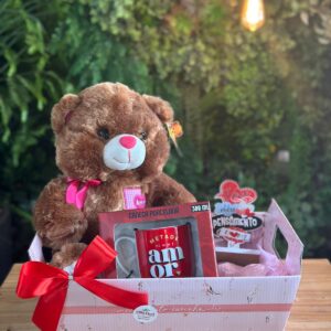 Box de Presente com Xícara e Pelúcia