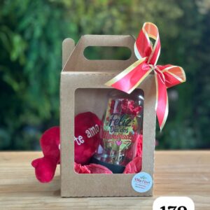 Box com Rosa Preservada e Pelúcia
