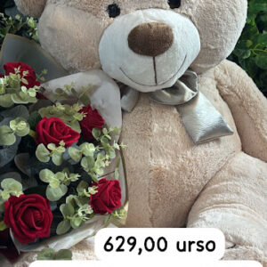 Urso + buquê artifical